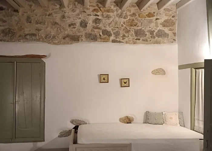 Latmos 1860 Σκάλα