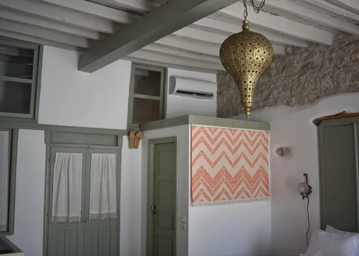 Latmos 1860 Σκάλα