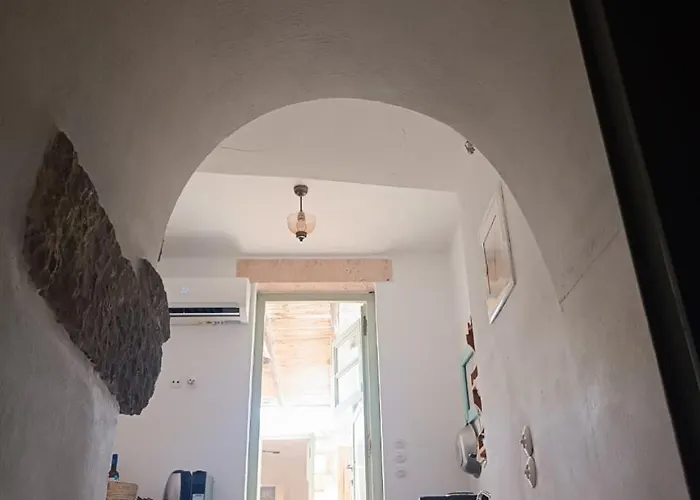 Latmos 1860 Vilă *